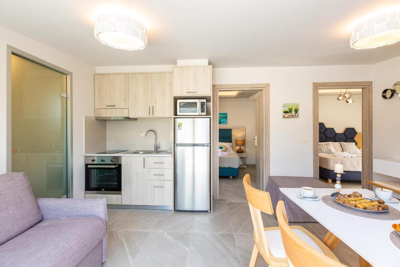 Akrogiali Apartments "By Checkin" Bali  エクステリア 写真