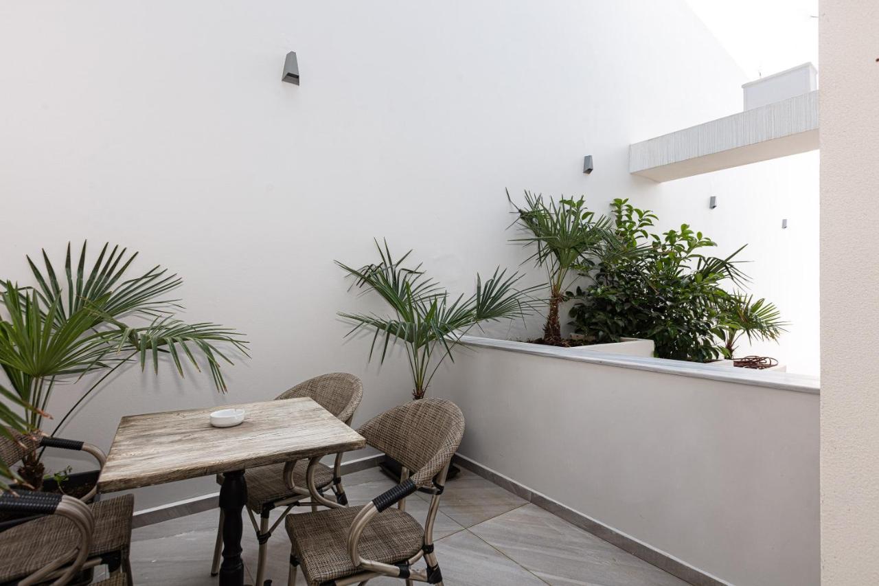 Akrogiali Apartments "By Checkin" Bali  エクステリア 写真