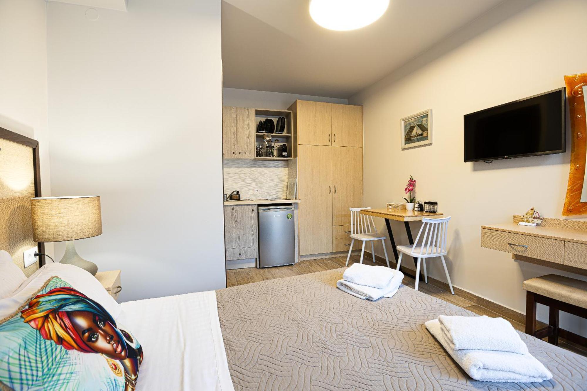 Akrogiali Apartments "By Checkin" Bali  エクステリア 写真