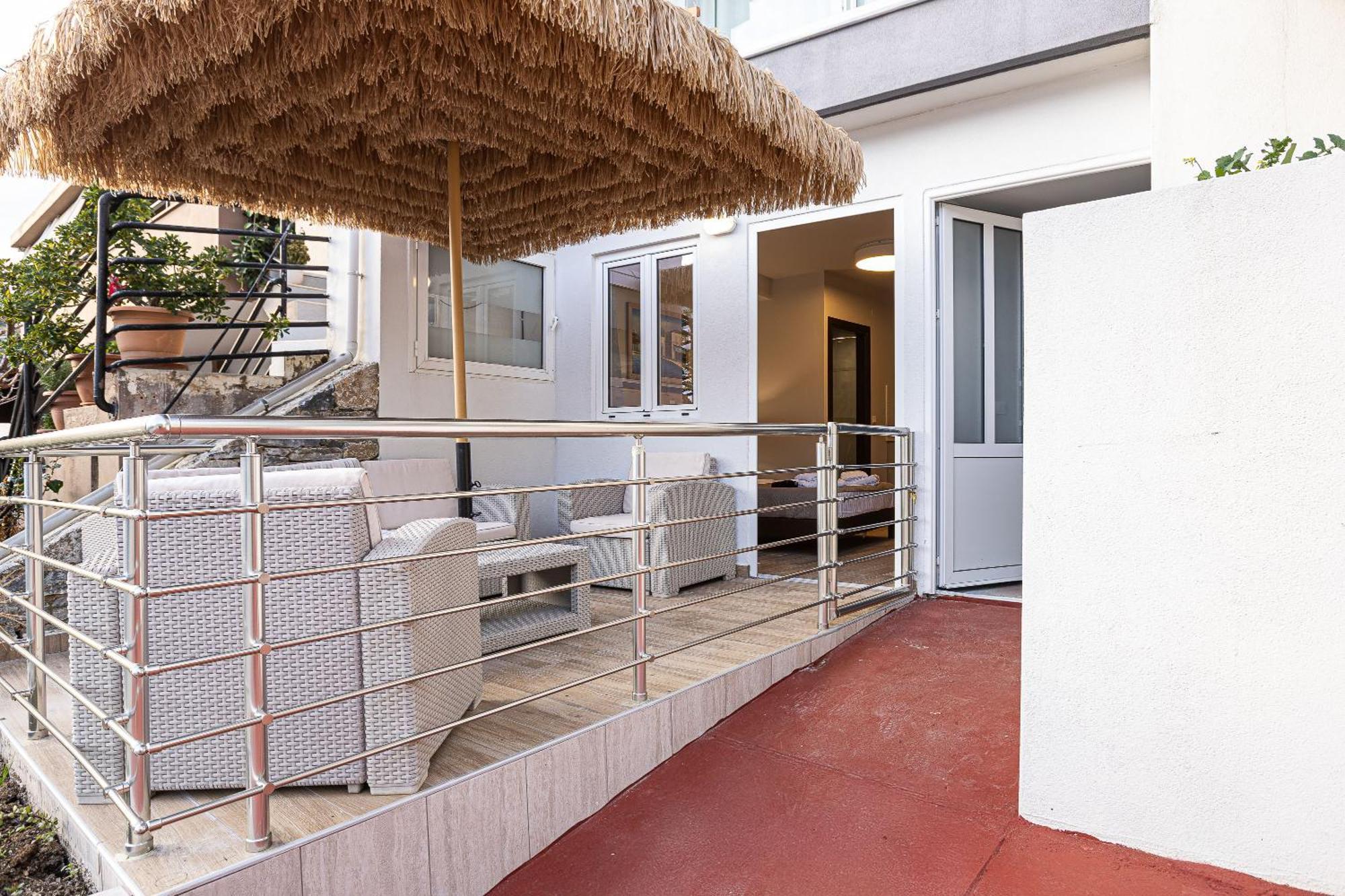 Akrogiali Apartments "By Checkin" Bali  エクステリア 写真